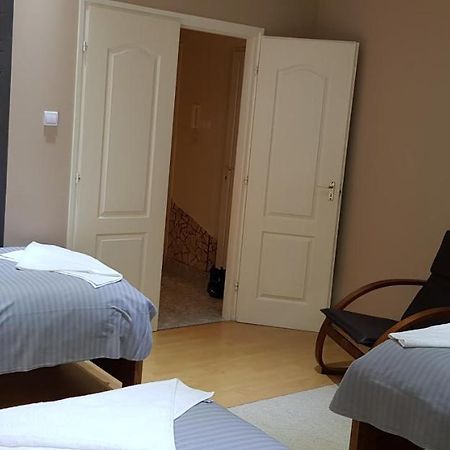 Alice Vendeghaz Bed and Breakfast Kalocsa Εξωτερικό φωτογραφία