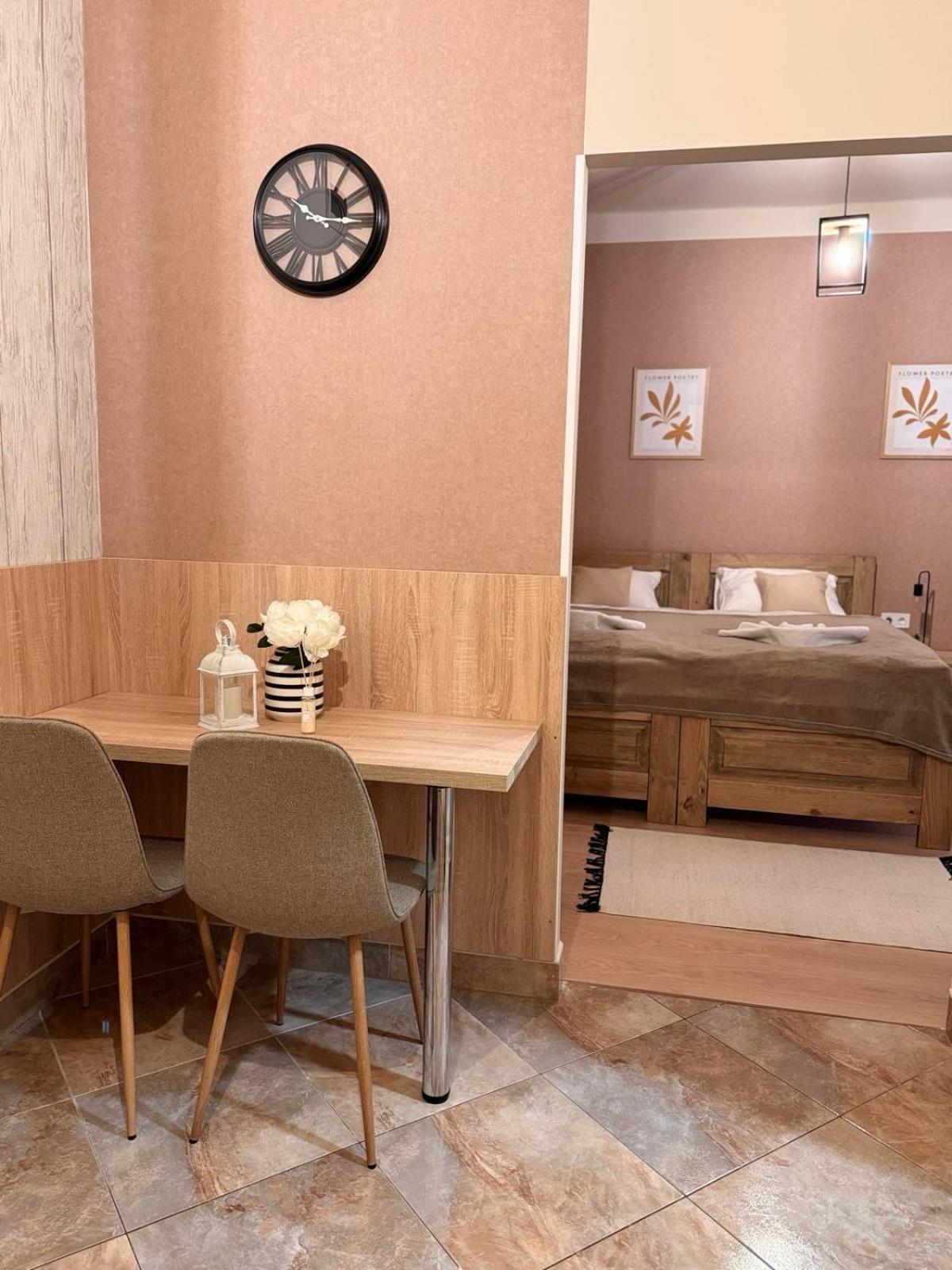 Alice Vendeghaz Bed and Breakfast Kalocsa Εξωτερικό φωτογραφία